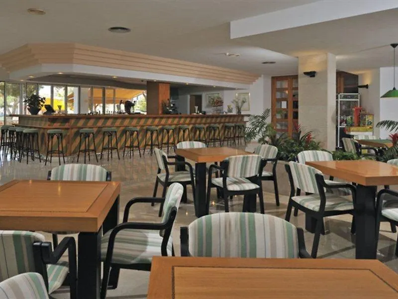 Globales Mediterrani Cala Blanca  Hotel Cala Blanca (Menorca)