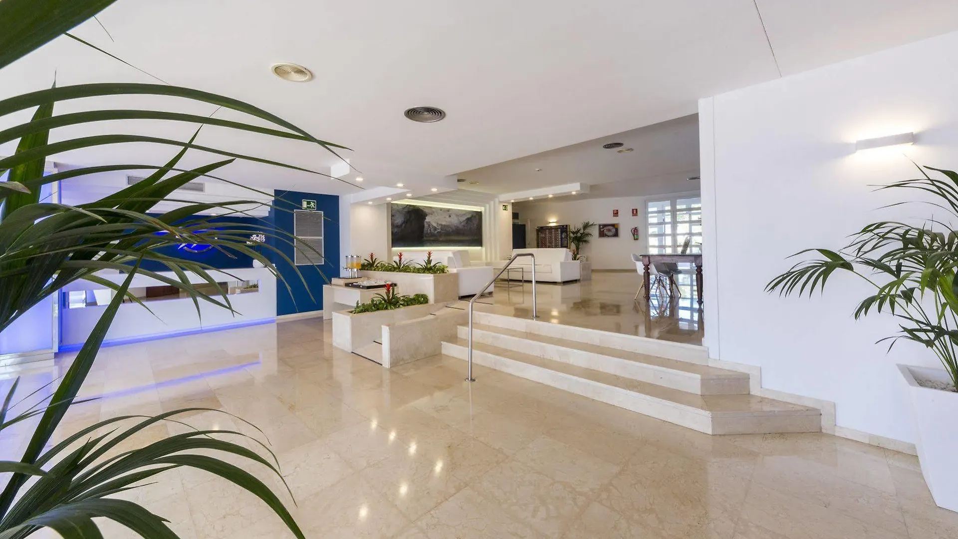 **** Hotel Globales Mediterrani Cala Blanca  Hiszpania